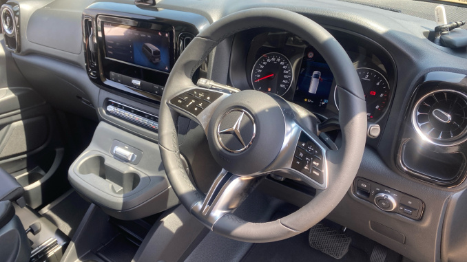 Mercedes-Benz Vito L2 Diesel Rwd 119CDI Select Crew Van 9G-Tronic - Image 19